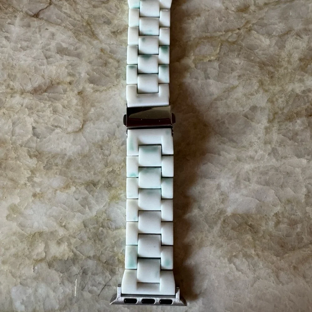 NWOT White and Silver Wearable Band